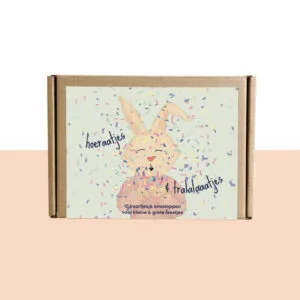 Feestbox - een doosje vol hoeraaatjes en tralalalaatjes