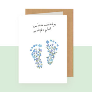 Dubbele wenskaart - twee kleine voetafdrukjes voor altijd in je hart